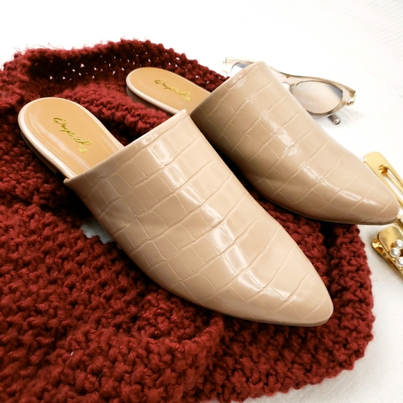 Price firm!/The Marcy// nude croc print mule flat - Picture 2 of 6